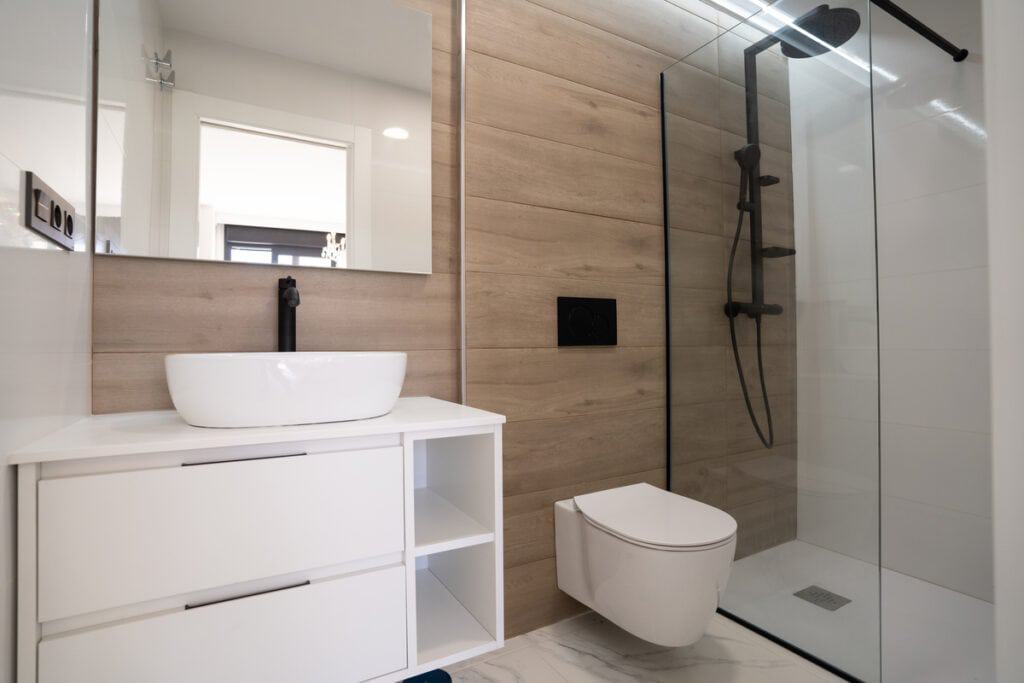 property-for-sale-3bed-apartment-punta-prima-alicante-bathroom-1024x683-3.jpg